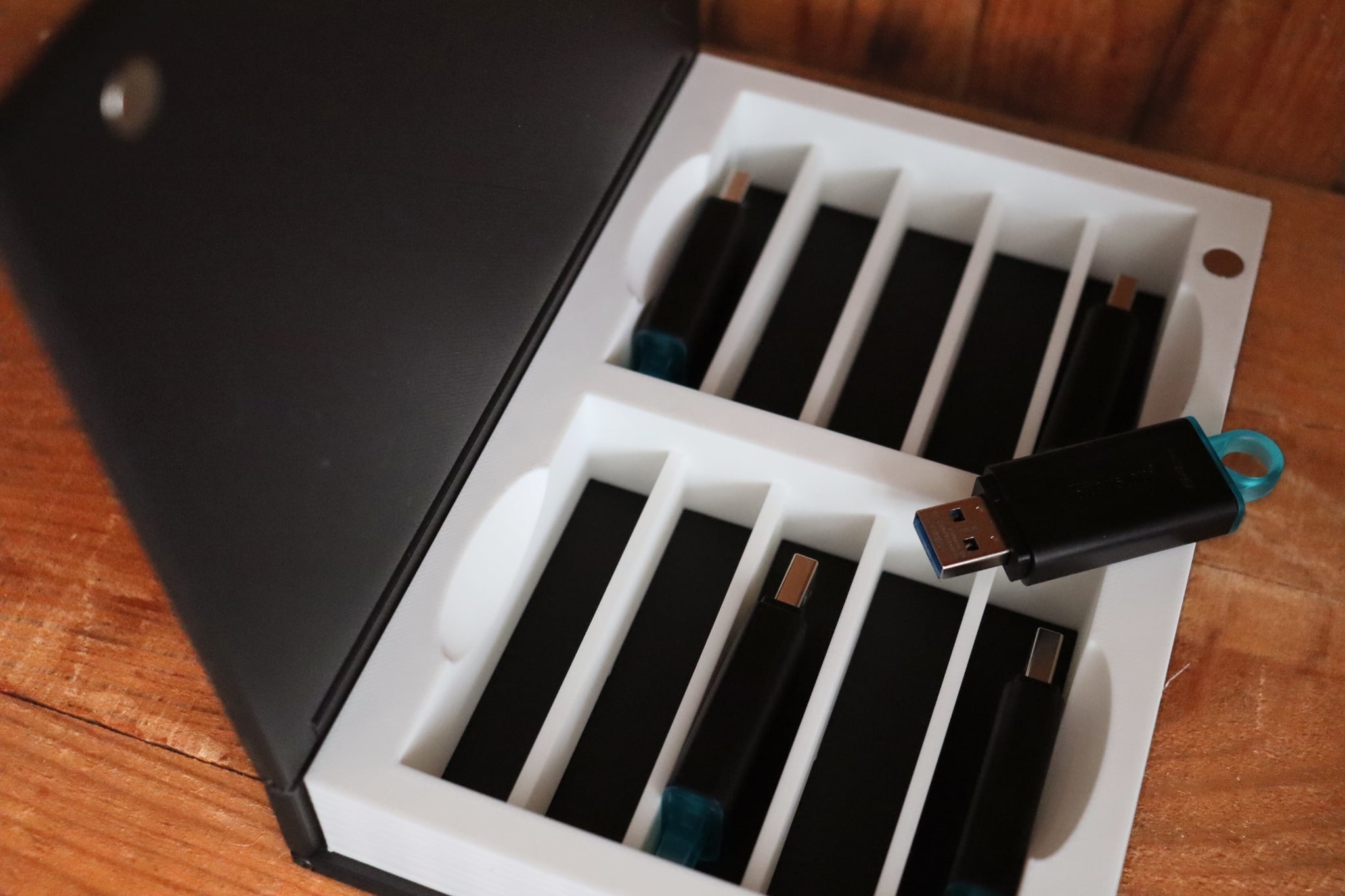 Coffret 10 clés USB Archives familiales - NOIR