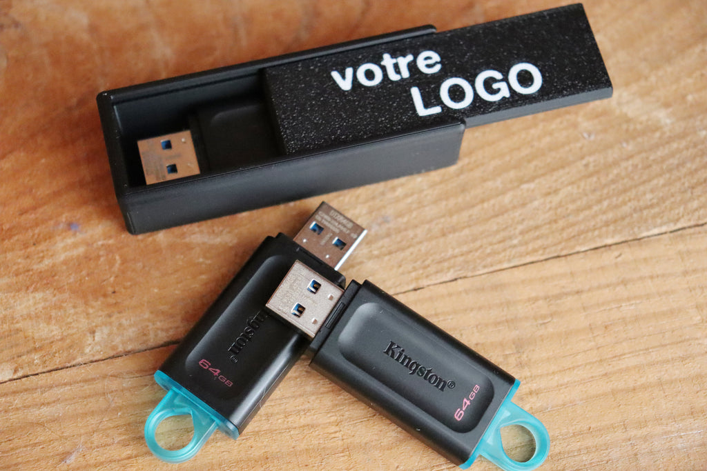 Boîte 1 Clé USB personnalisée avec logo (en lot) - NOIR