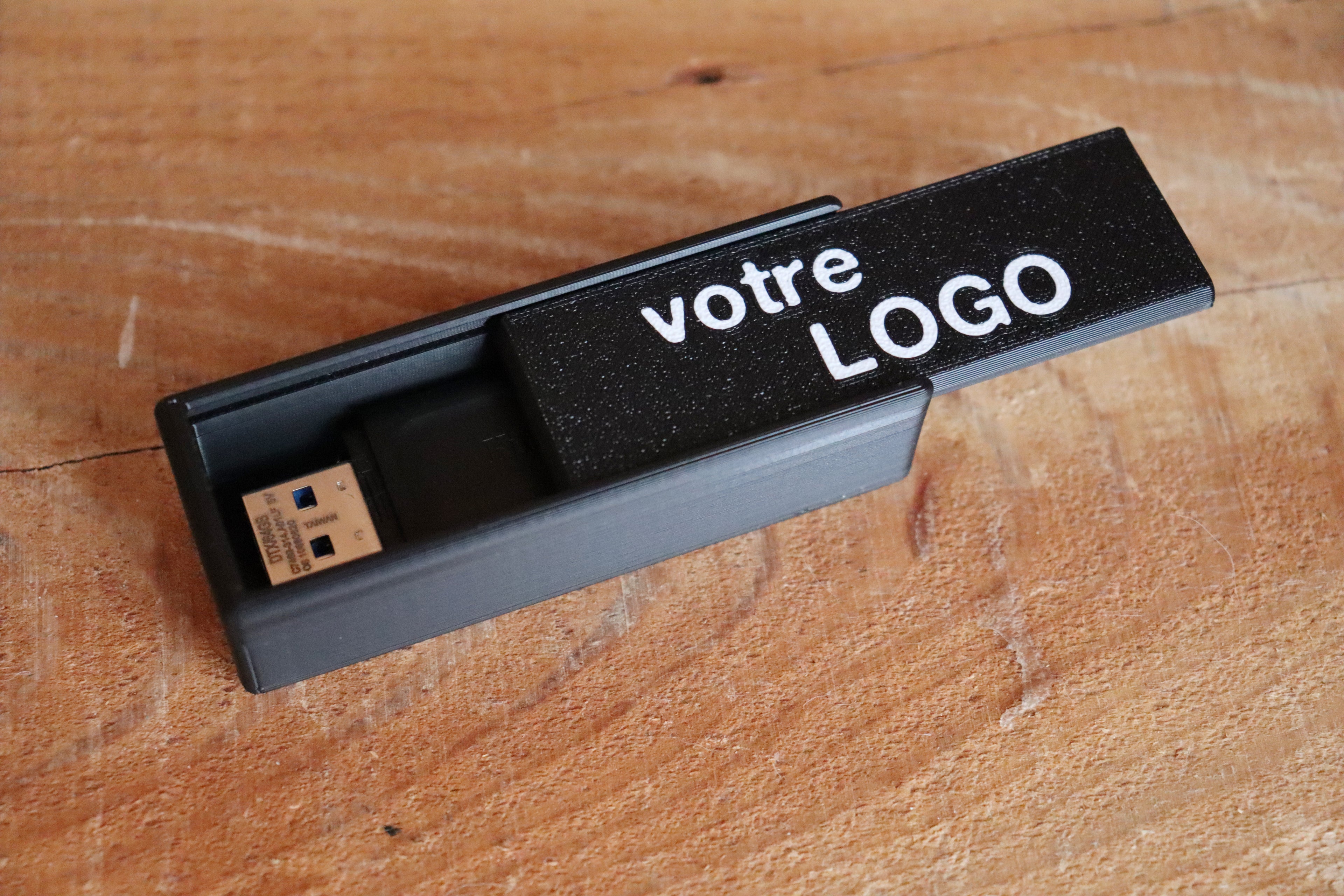 Boîte 1 Clé USB personnalisée avec logo (en lot) - NOIR
