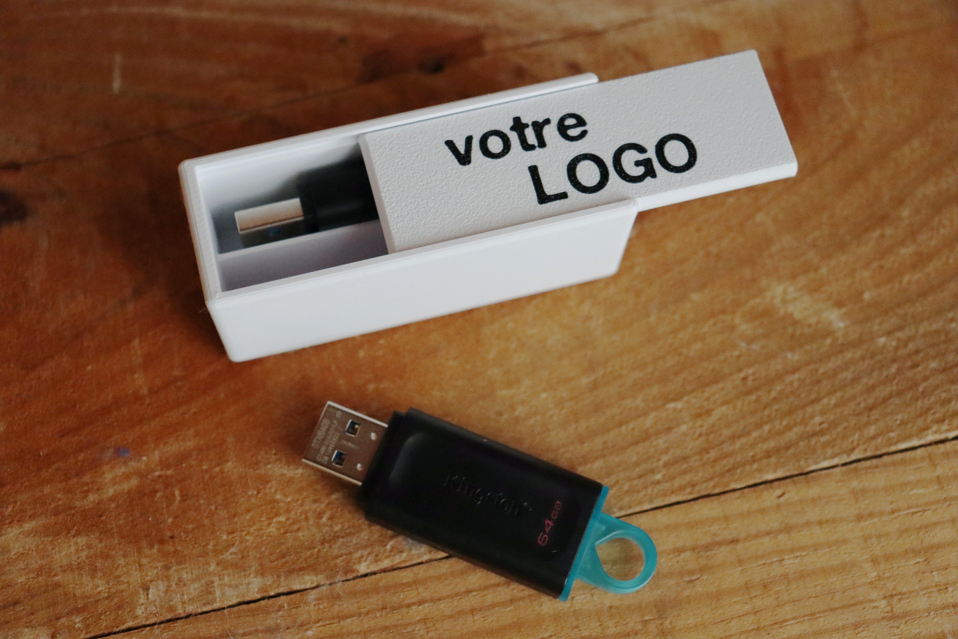 Boîte 2 Clés USB personnalisée avec logo (en lot) - BLANC